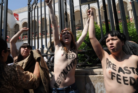 Tunisie: condamnation à  une peine de quatre mois aux trois activistes européennes du Femen