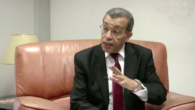 Algérie : le gouvernement veut éviter l’endettement extérieur