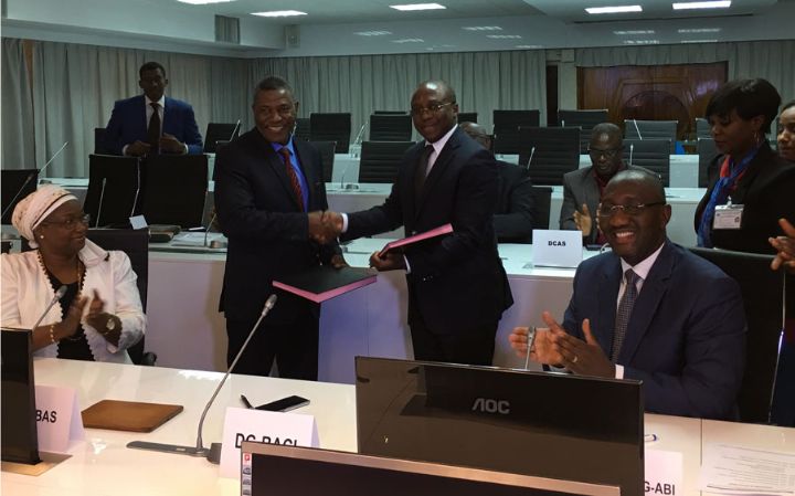 Banque Atlantique Côte d’Ivoire  accorde un prêt de 26 milliard CFA à l’ASECNA