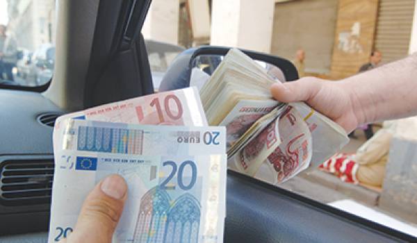 L’Algérie à la quête d’un meilleur encadrement de son marché de change