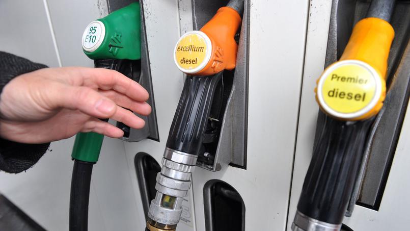L’Algérie révise à la hausse les prix des carburants et des transports en commun
