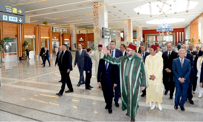 Le Roi Mohammed VI inaugure le nouveau terminal de l’aéroport Fès-Saïss