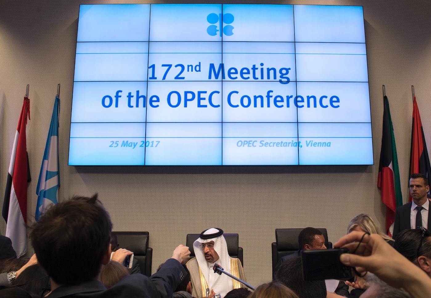 L’OPEP prolonge l’accord de réduction de la production de pétrole jusqu’à fin mars 2018