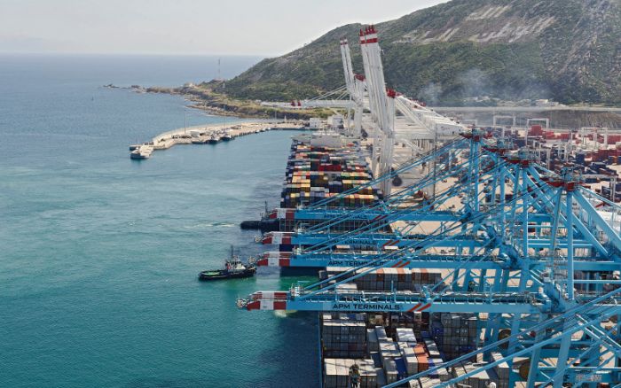 La France reconnait la portée du port marocain de Tanger-Med