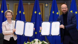 L’accord post-Brexit signé à Bruxelles et à Londres