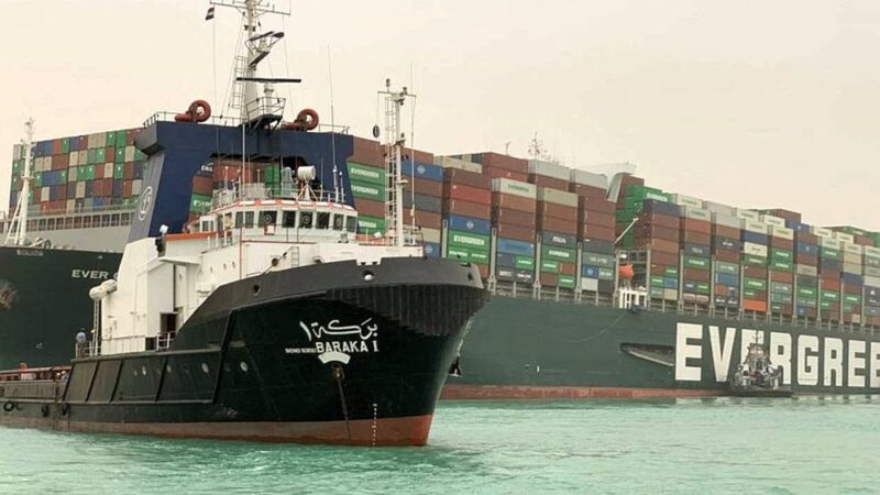 Le naufrage d’un porte-conteneurs dans le canal de Suez, une menace sérieuse pour le commerce mondial