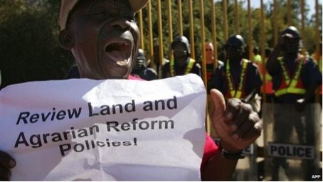 Afrique du Sud: Le parlement rejette un projet de redistribution des terres