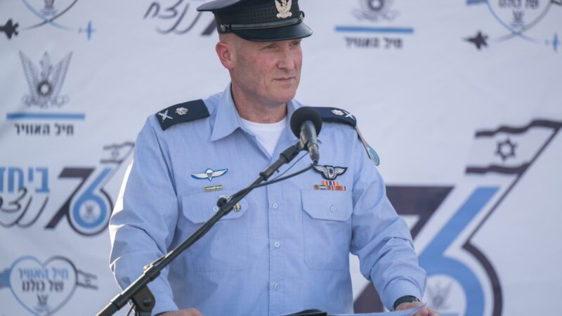 Israël : Le commandant des forces aériennes affirme la préparation au conflit avec le Hezbollah au Liban