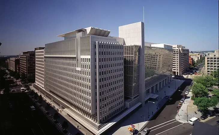 La Banque mondiale projette une croissance moyenne entre «3,5 et 4,3%» de 2025 à 2026-2027 en Afrique subsaharienne