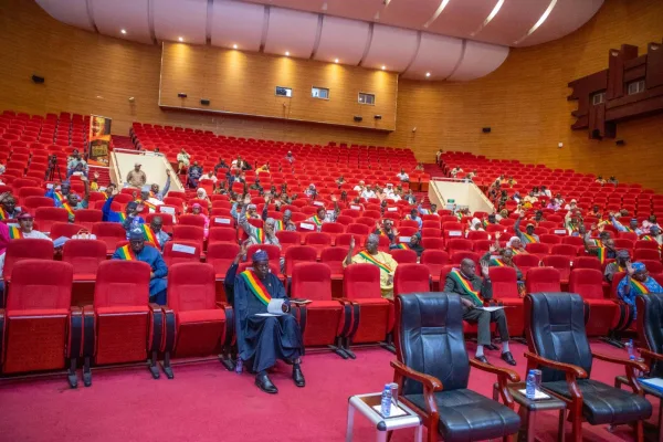 Le Parlement de la Transition au Mali valide le projet de Loi de finances 2026