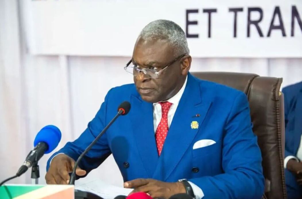 Congo : Démission du Premier ministre, Collinet Makosso et de son gouvernement