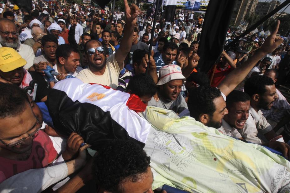 Egypte : Les violences font rage avec d’énormes pertes humaines