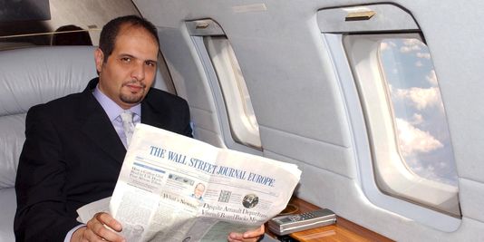 Extradition de l’homme d’affaires Rafik Khalifa vers l’Algérie