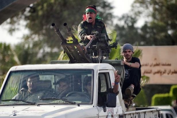 Libye : L’armée tente de convaincre les miliciens