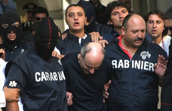 Italie: la mafia, grande gagnante de la crise économique